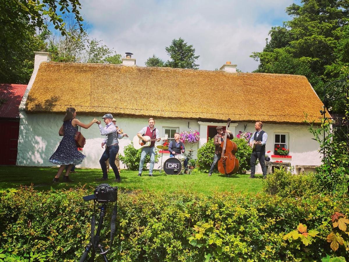 Keenaghan Cottage 벨릭 외부 사진